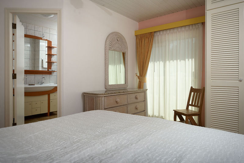 Belmar Oceanfront Apartments Bonaire Eksteriør billede
