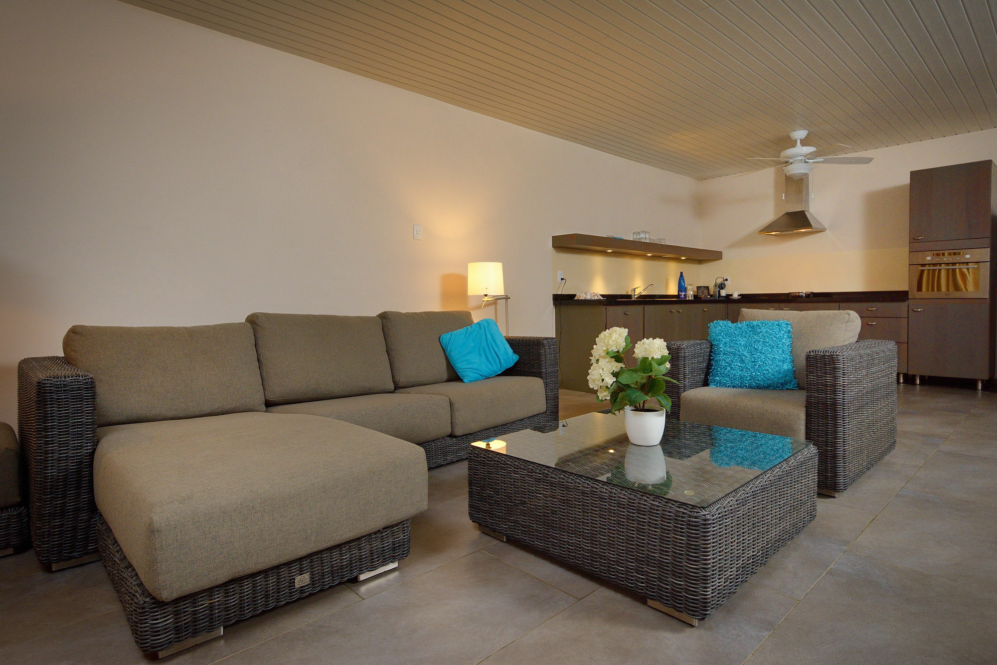 Belmar Oceanfront Apartments Bonaire Eksteriør billede