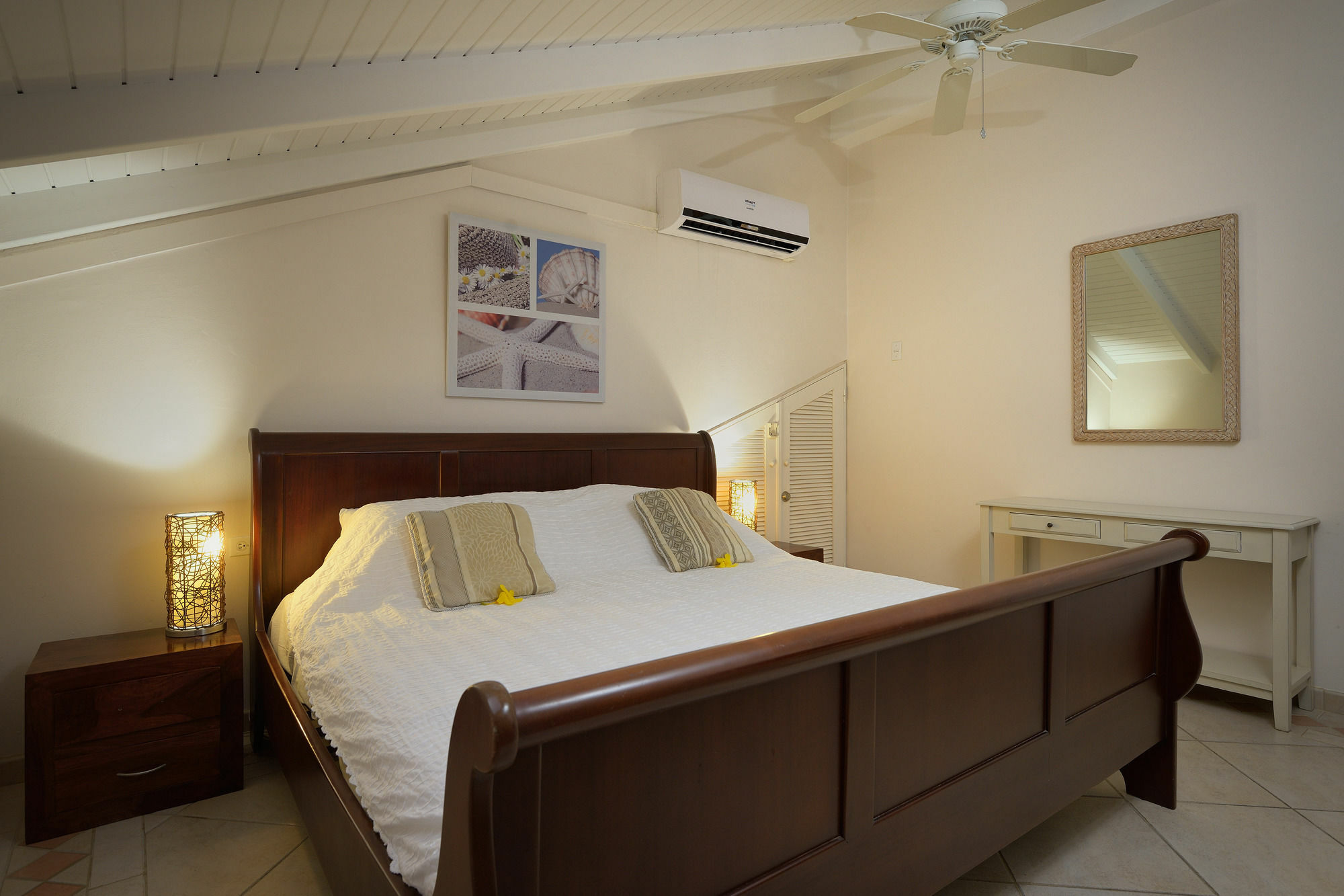 Belmar Oceanfront Apartments Bonaire Eksteriør billede